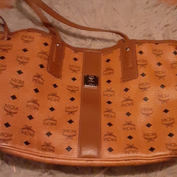 Bag - Picture 1 of 8